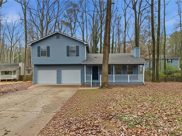 34 Powder Brook Ct, Dallas, GA 30157