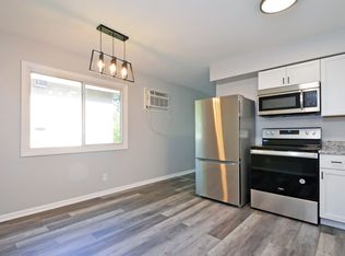 30 Dean Ave E APT 7, Champlin, MN 55316