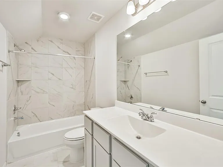 804 Sarasota Shore Dr — Photo 37