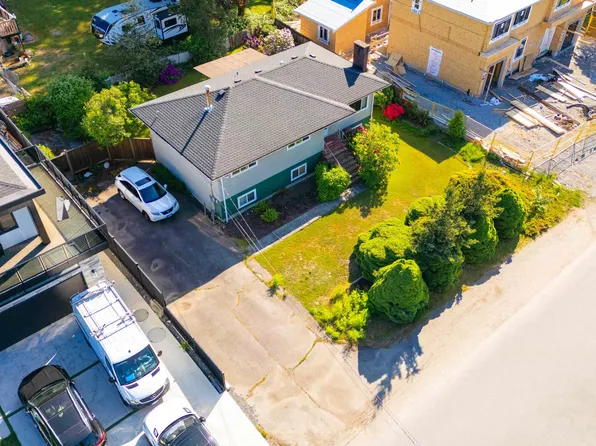 11316 91st Ave, Delta, BC V4C 3J8