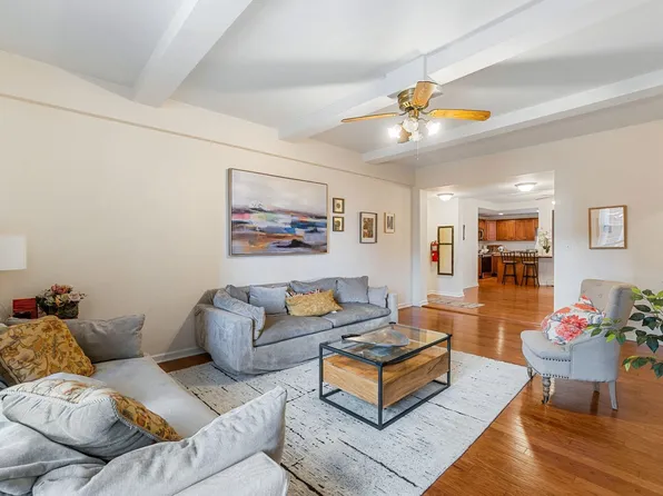 50 Glenwood Avenue image 15 of 30