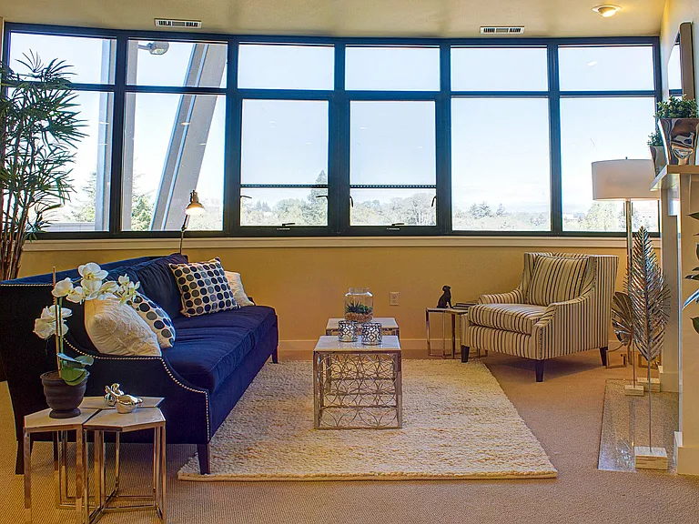 The Meridian Apartments — Photo 15
