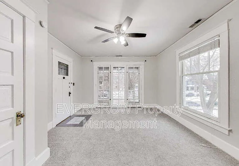945 Woodruff Place Middle Dr #4 — Photo 12