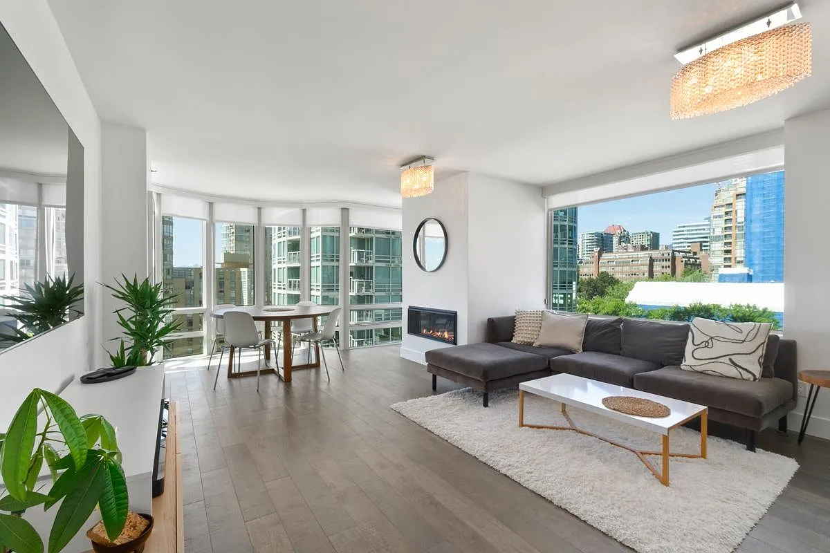 2 bed, 1150 sqft, $5,950 — Photo 1