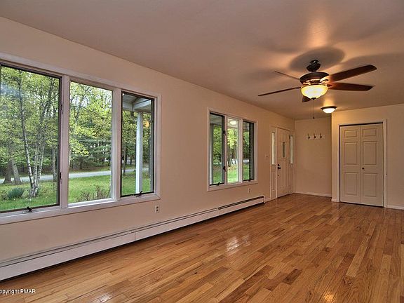 4th image of 1105 Pine Cone Ct