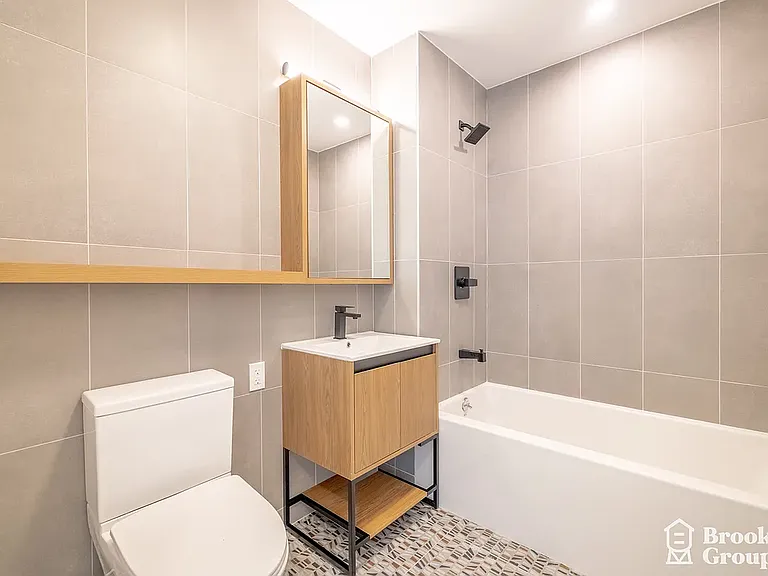 3009 Avenue I #6B — Photo 6
