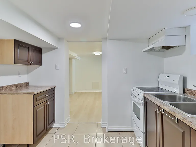 329 Vaughan Rd #LOWER — Photo 13