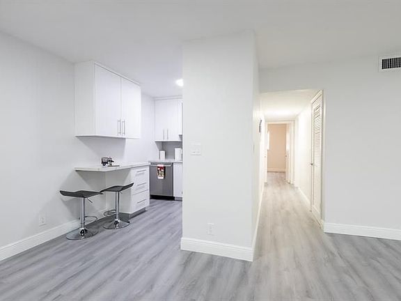 3rd image of 4165 SW 67th Ave APT 202B
