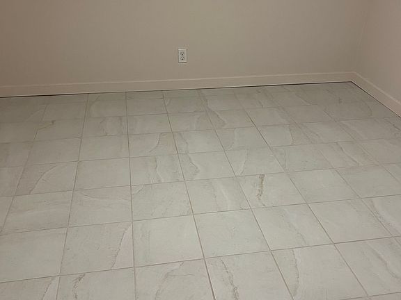 3rd image of 661 W Forest Ave #3