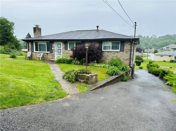 1026 Jefferson Ave, Jeannette, PA 15644