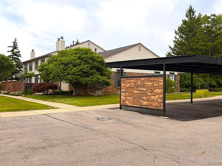 41090 Southwind Dr — Photo 23