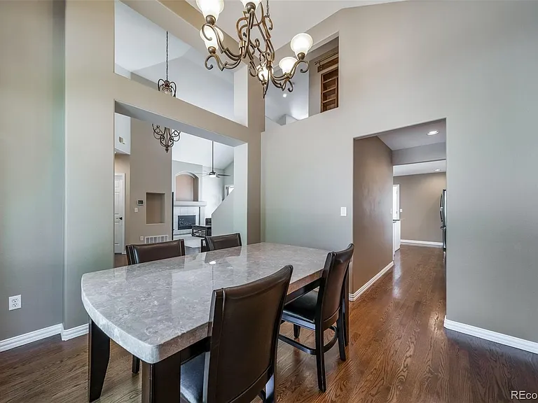 1011 S Valentia St #81 — Photo 9