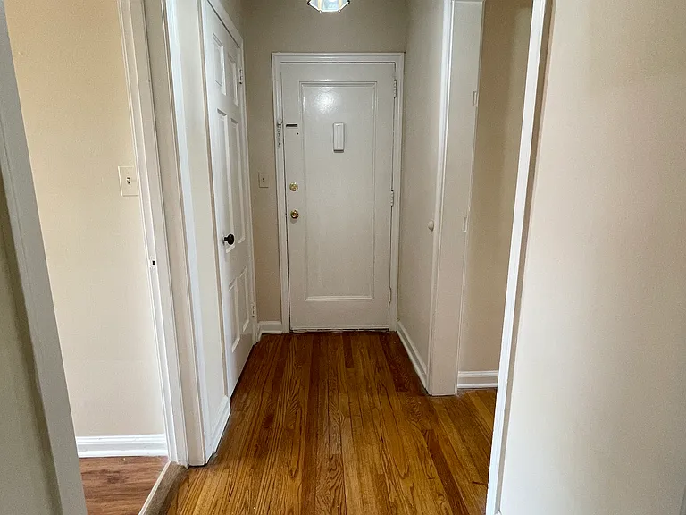 2823 Thornhill Rd — Photo 50
