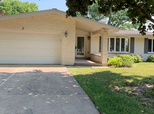 2 Westminster Dr, Spring Valley, IL 61362