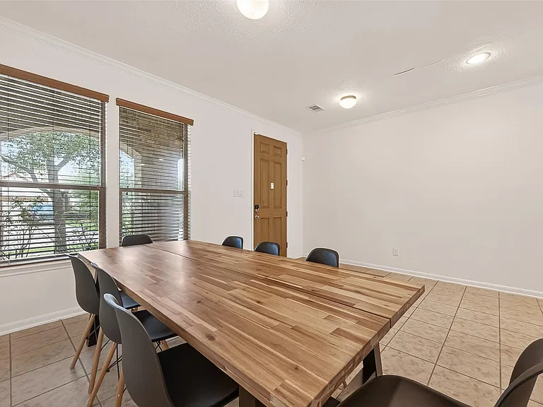 11006 Jacob Crossing Dr — Photo 3