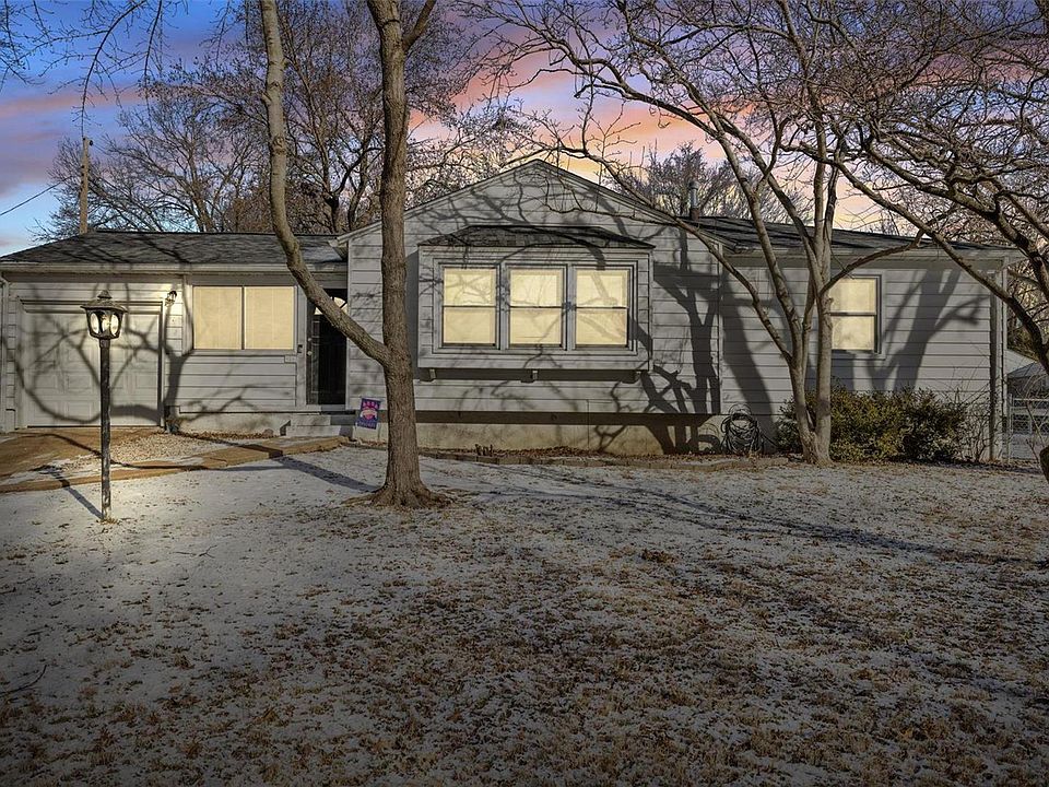 1st image of 9221 Arrow Dr