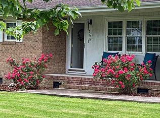 1215 Old Airport Rd, Bristol, VA 24201