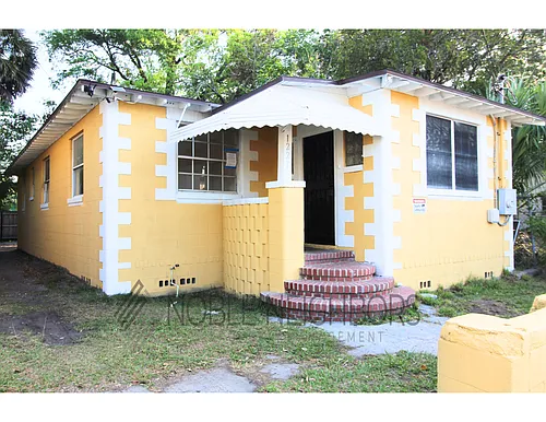 1227 W 3rd St Photo 1