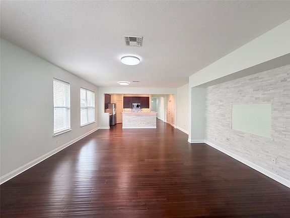 3rd image of 7271 LONDALE BOULEVARD