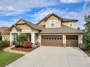 15720 Oakleaf Run Dr, Lithia, FL 33547