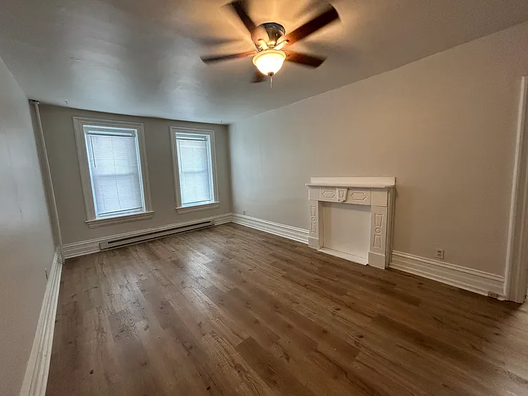 213 Front St #1 — Photo 5