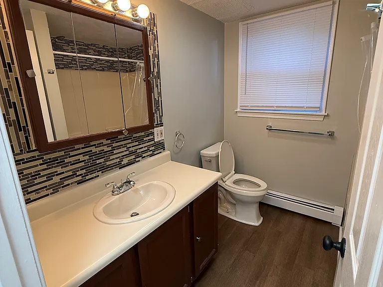 49 Ridge St #2 — Photo 6