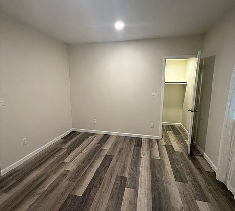 3rd image of 414 N State St #1