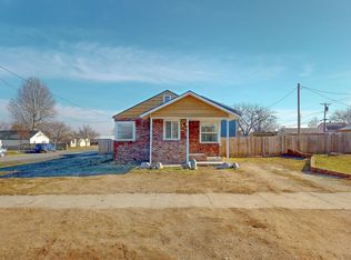 207 S Date St, Kennewick, WA 99336