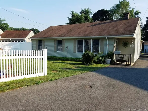 208 Greenwood St, East Hartford, CT 06118