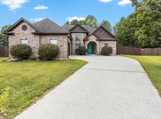 417 Summit Pl, Fultondale, AL 35068