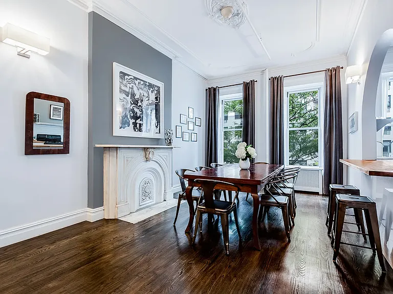 347 W 51st St #2 — Photo 3