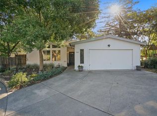 828 Braddock Ct, Davis, CA 95618