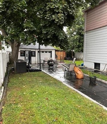 2nd image of 467 Banta Ave