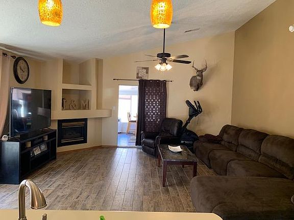 4th image of 7715 Primrose Dr NW
