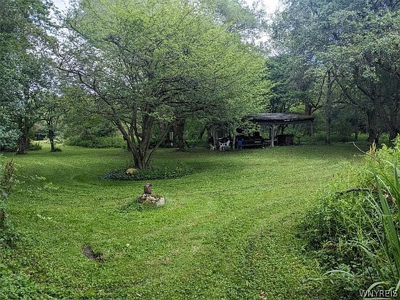 3rd image of 5166 Vandermark Rd #6
