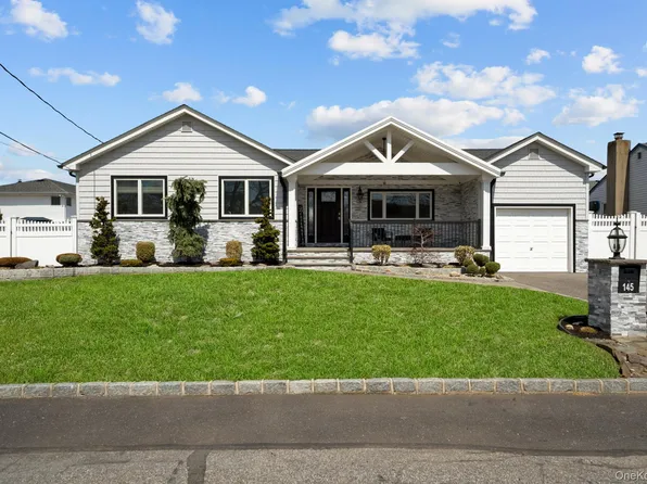 145 Ecker Avenue, West Babylon, NY 11704