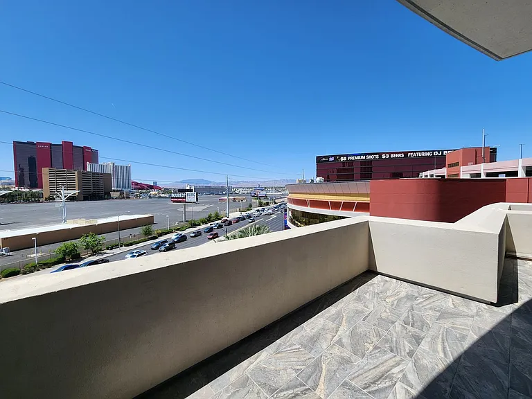200 W Sahara Ave #502 — Photo 14
