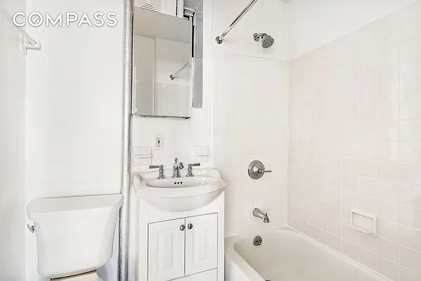 Rented by Compass | media 4