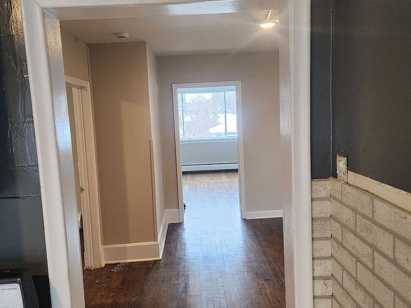 2nd image of 2307 5th St NE Unit 2