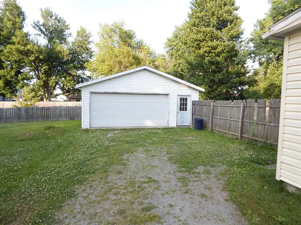 9 Manahan Ave, Norwalk, OH 44857