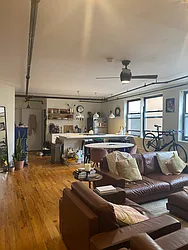 Rented by R New York