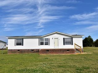 44 Estuary Dr, La Grange, NC 28551