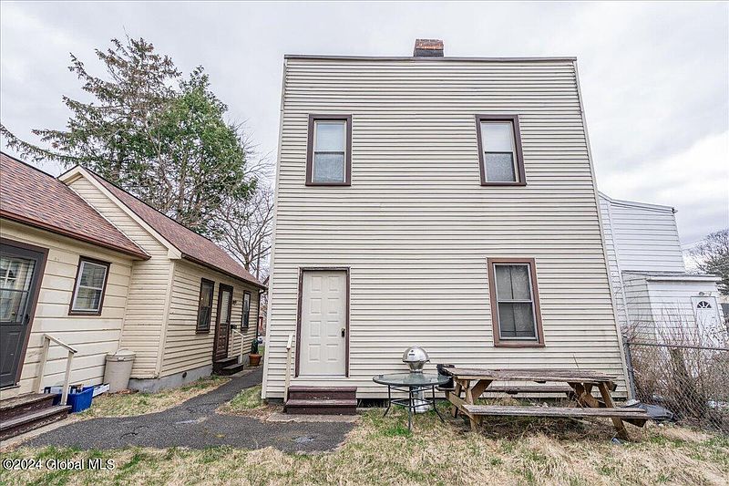 5th image of 1855-1857 7th Avenue