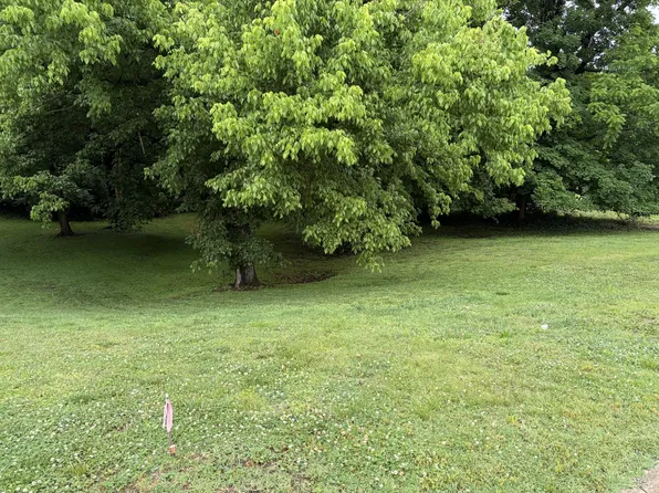 544 Ford St, Clarksville, TN 37040