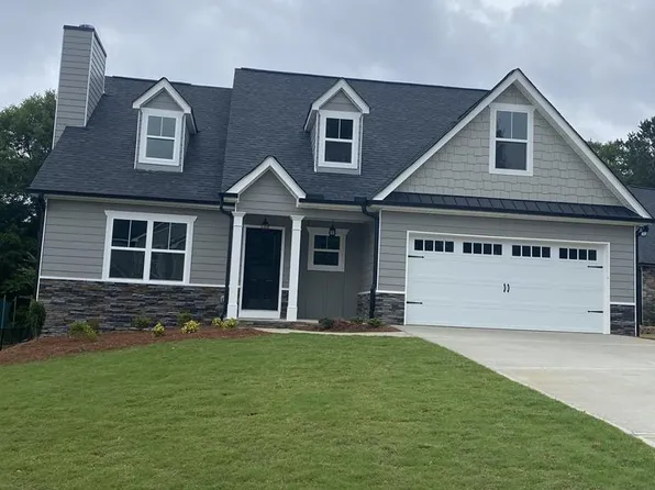 146 Brookstone Dr, Carrollton, GA 30116
