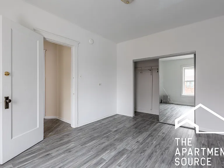 2712 N Milwaukee Ave #215 — Photo 11