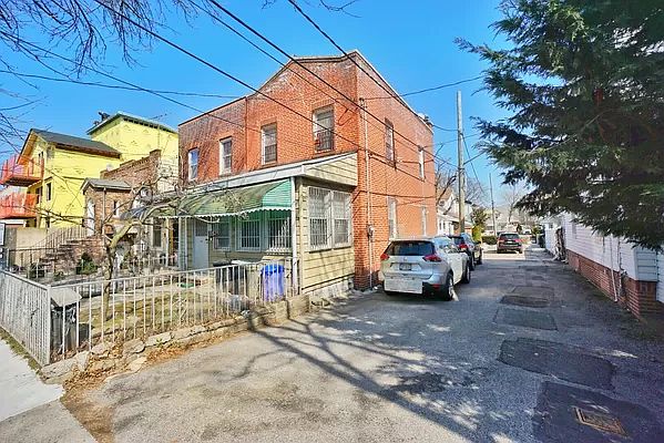 1st image of 2731 E 21st St