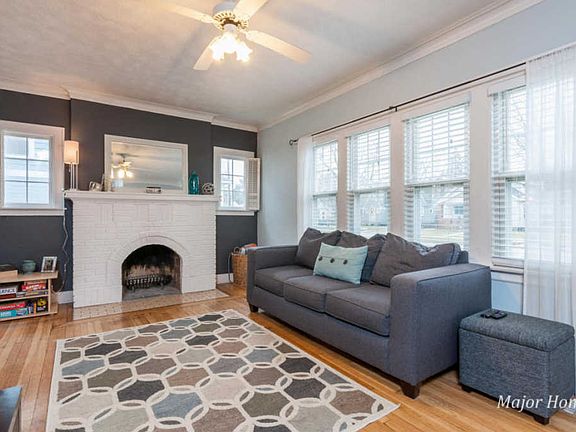 4th image of 631 Deming St SE