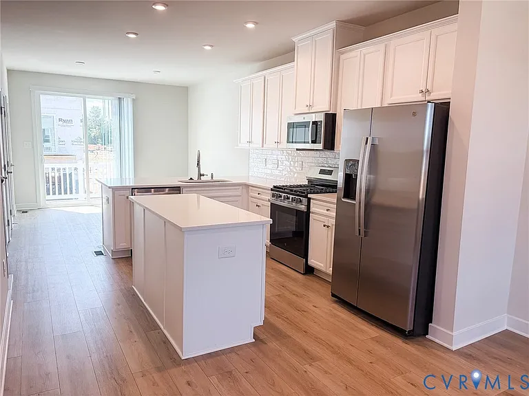 4821 Cloverleigh Dr — Photo 4
