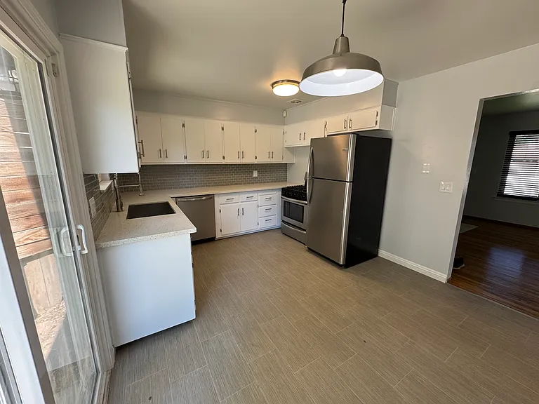 4501 Pasadena Ave — Photo 6